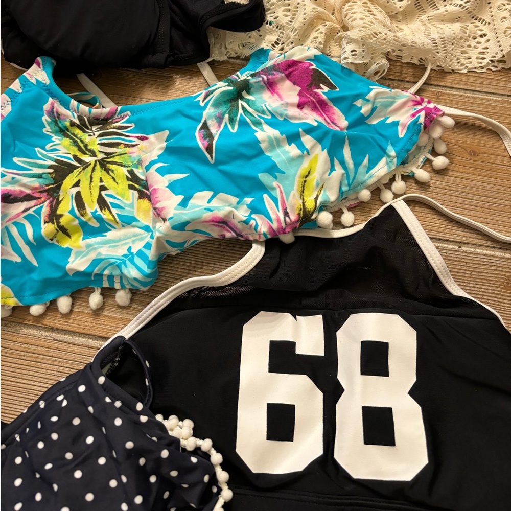 LOT of 14 (new) swimsuit bikini tops! - Picture 5 of 7